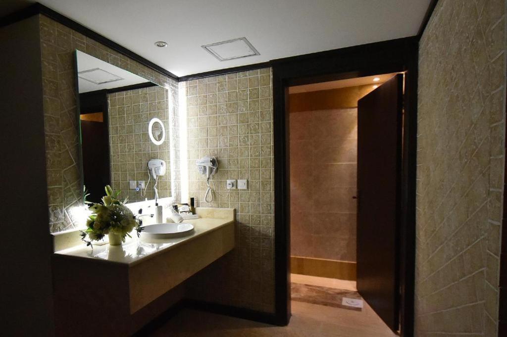 Hotel The District 4*