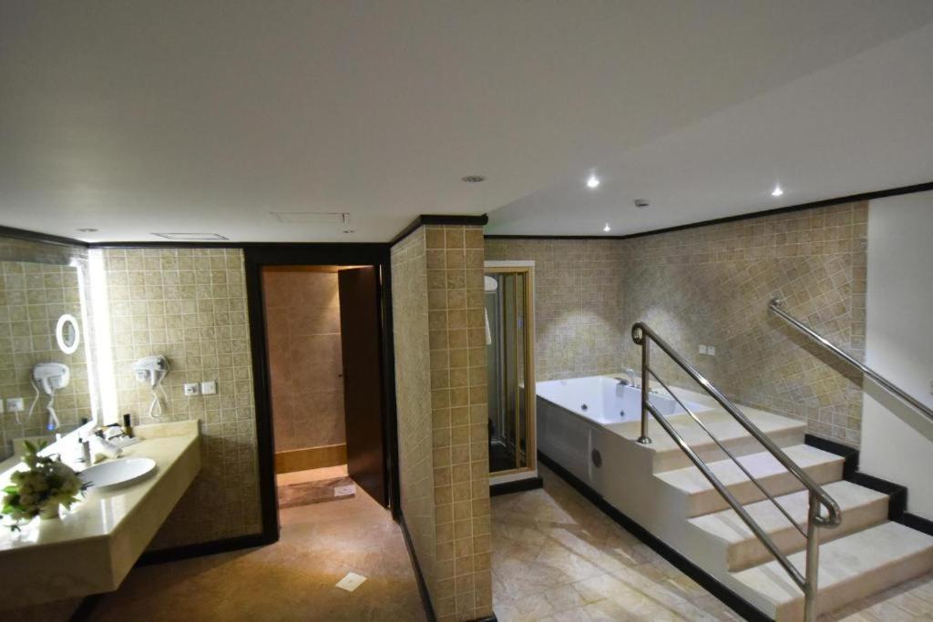 The District Hotel 4*